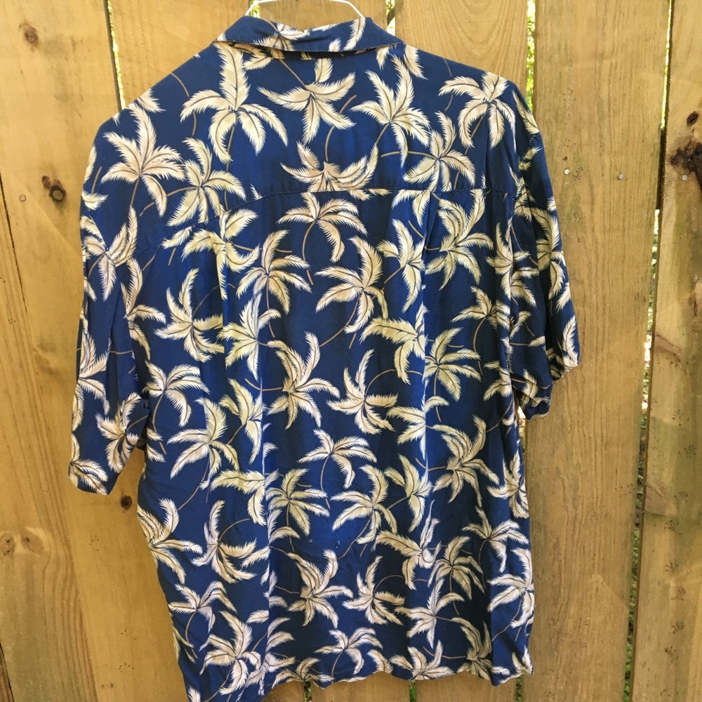 Vintage Hawaiian print shirt from Honolulu